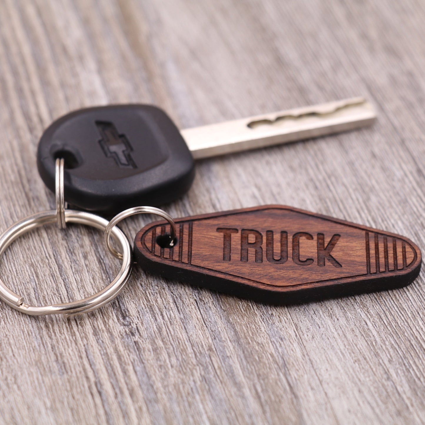 Label Your Keys, Retro Motel Keychain
